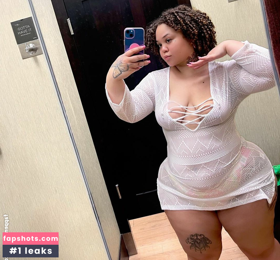 MamiTinkk gallery photo #2