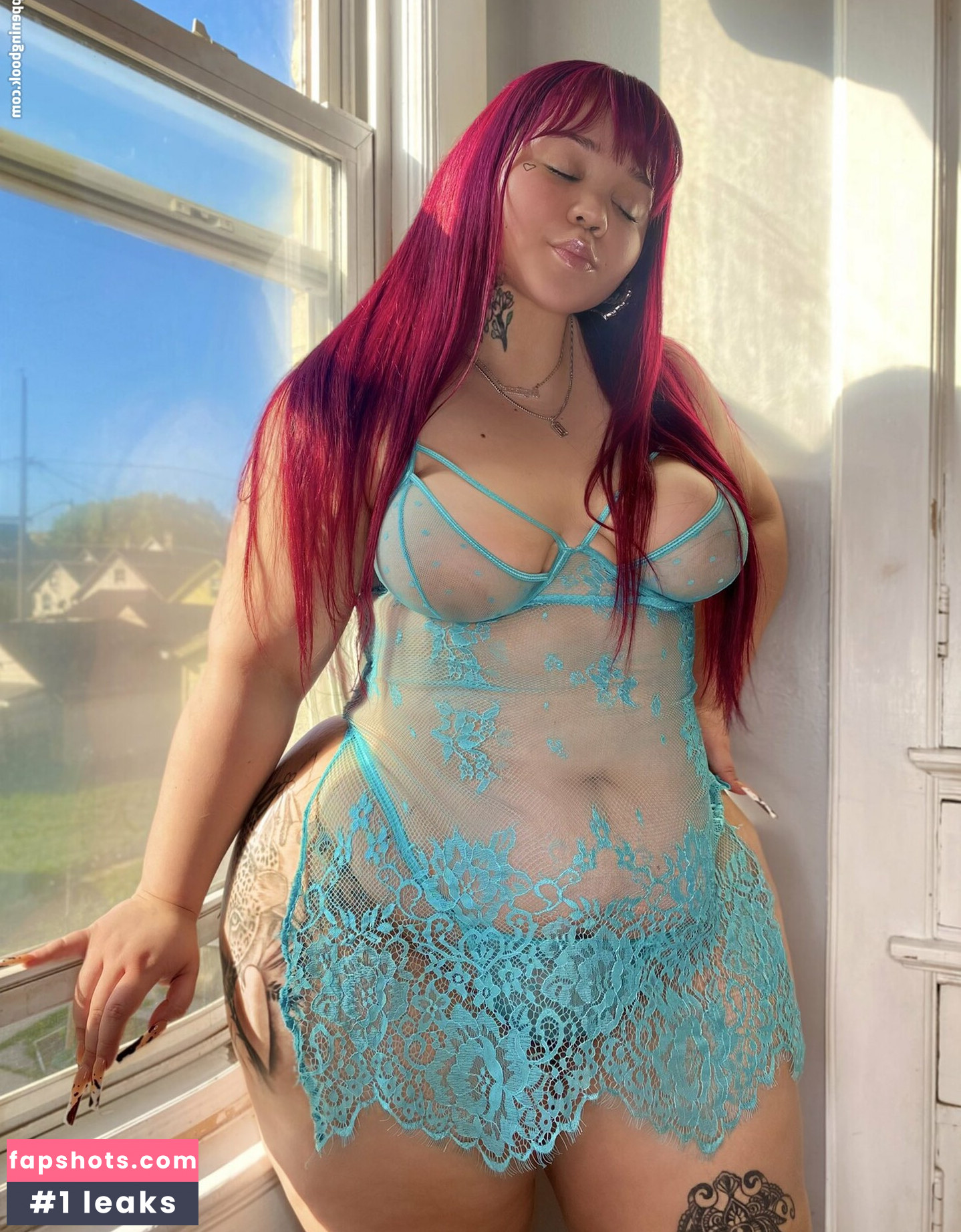 MamiTinkk gallery photo #17