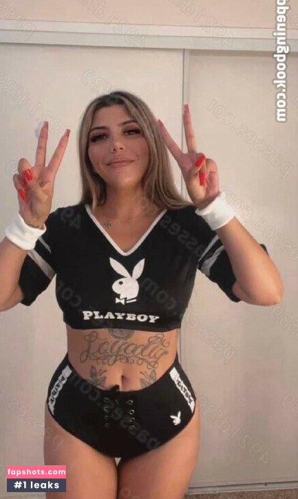 Mandi Awadis (@Mandiawadis) nude babe gallery