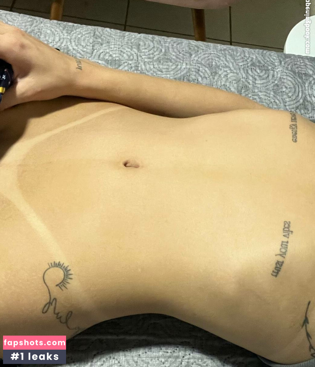 Mandinha Nude Leaks OnlyFans Photos #15 - LeakJerk