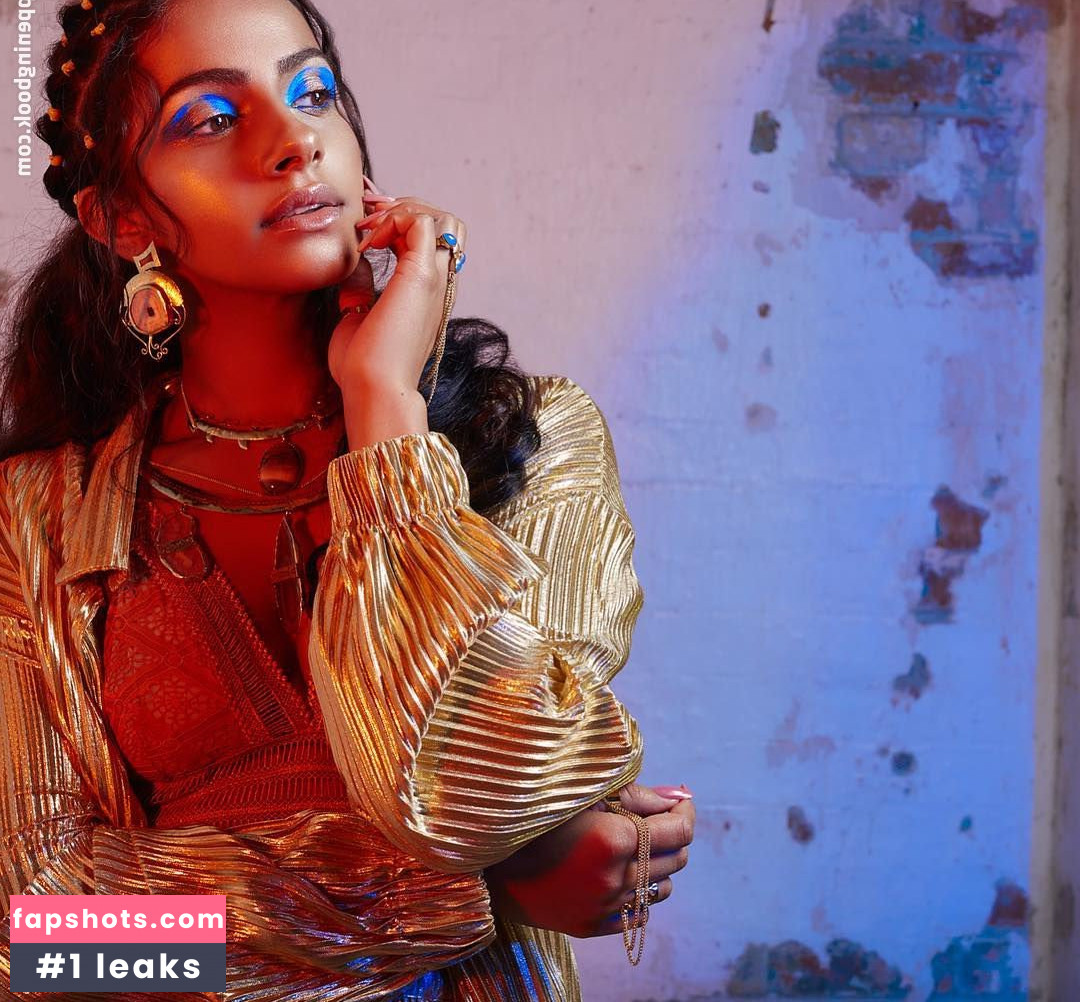 Mandip Gill gallery photo #25