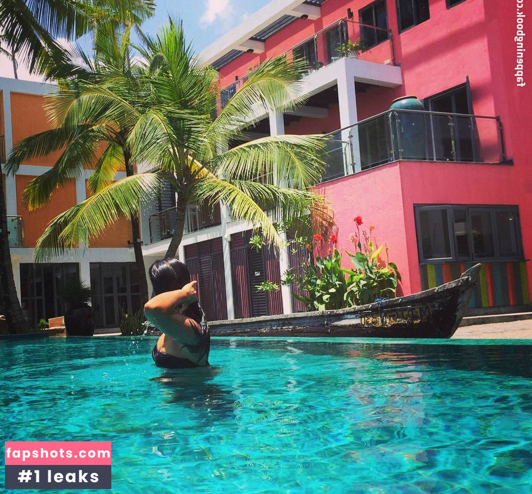 Mandip Gill nude babe gallery