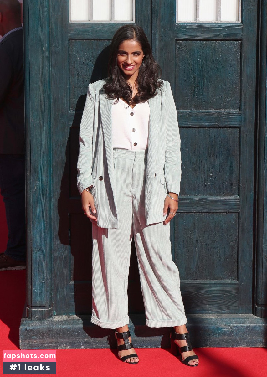 Mandip Gill gallery photo #35