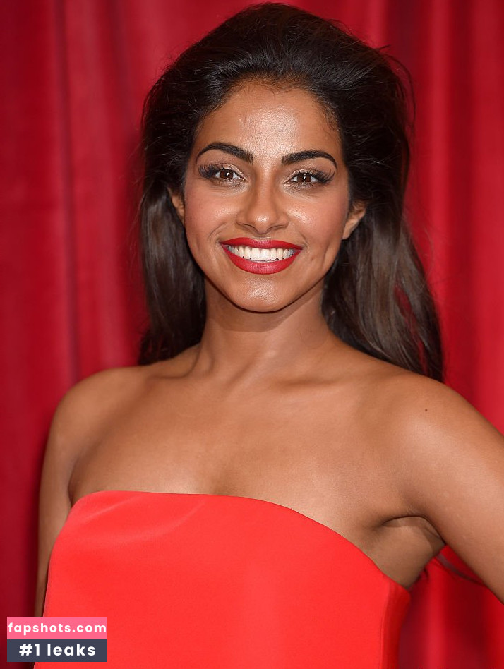 Mandip Gill gallery photo #8