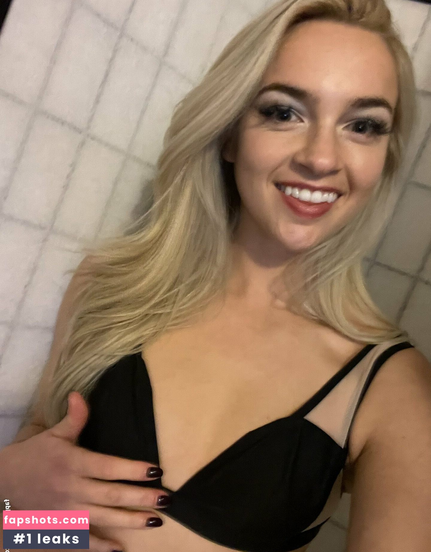 Mandy Marx gallery photo #50