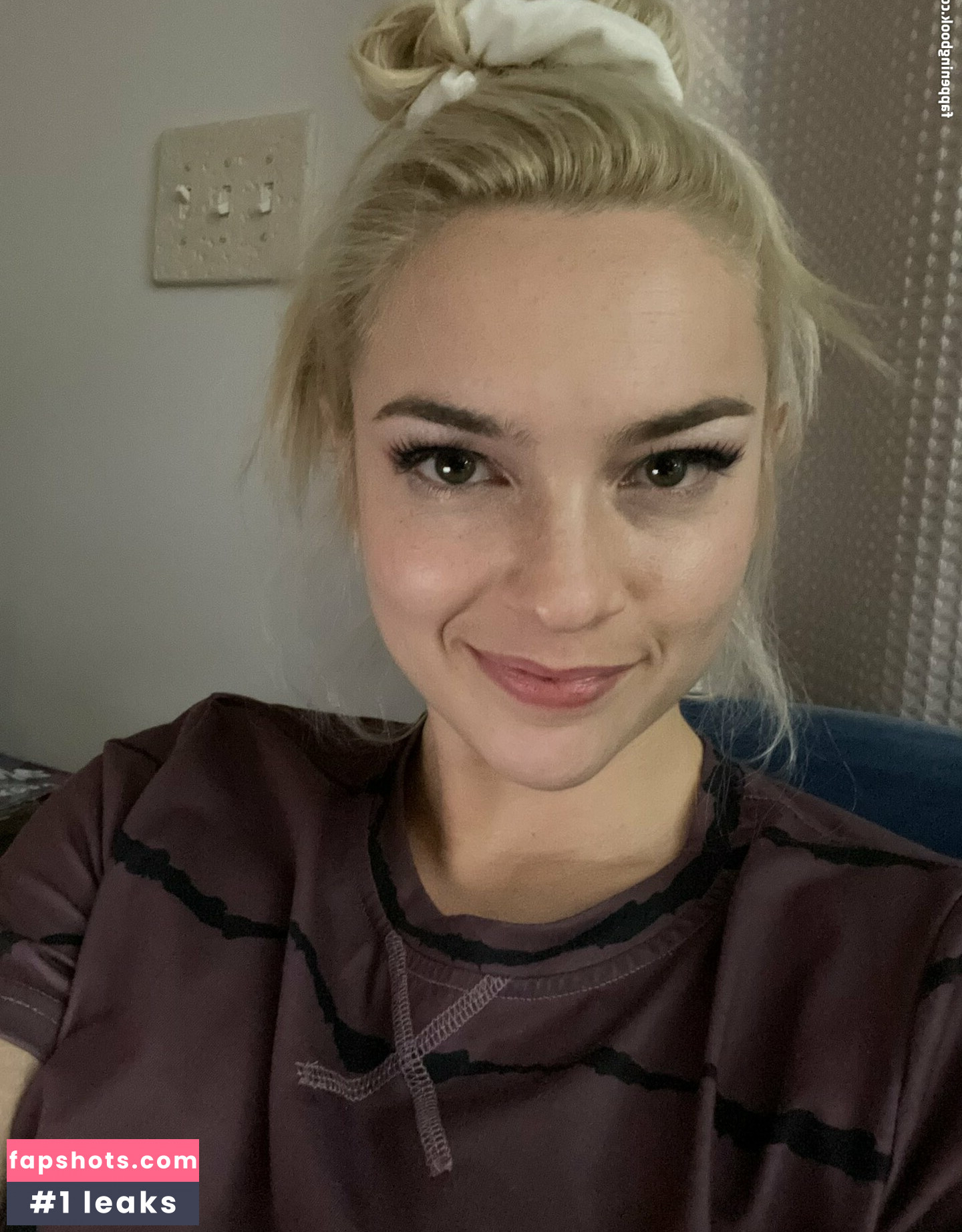 Mandy Marx gallery photo #55