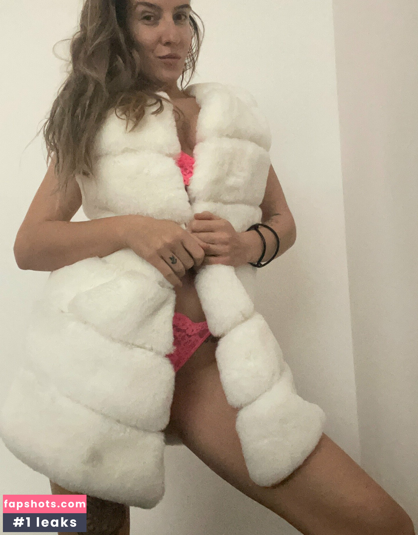 mandypeachfree gallery photo #9