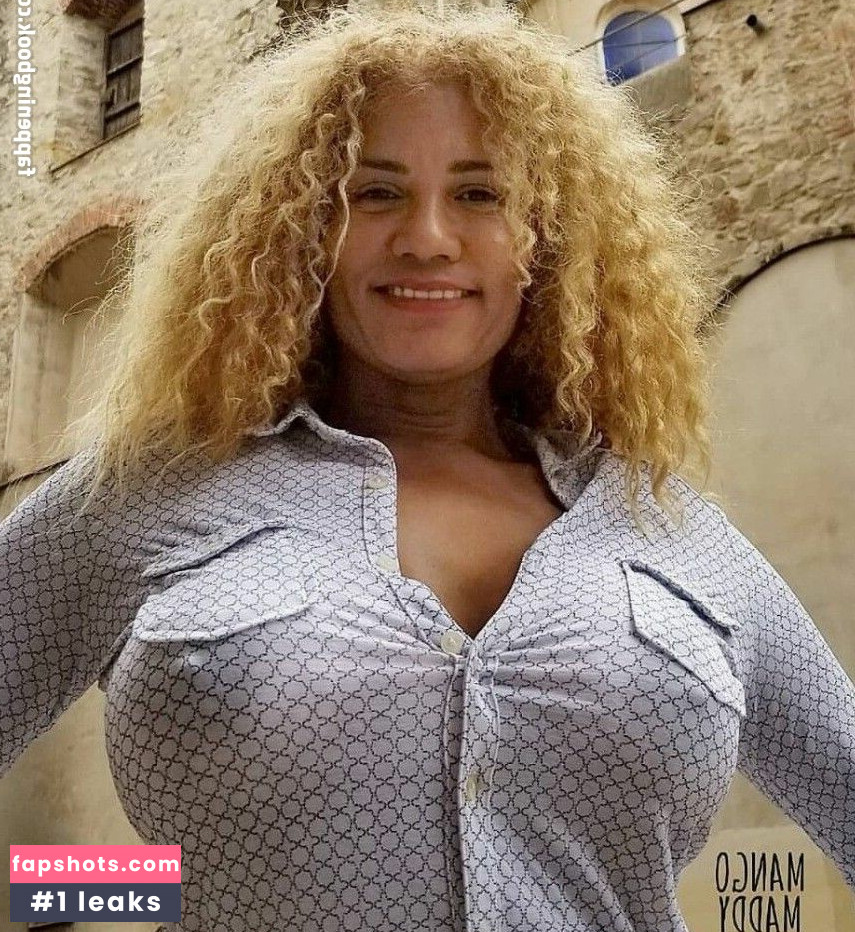 Mango Maddy gallery photo #4