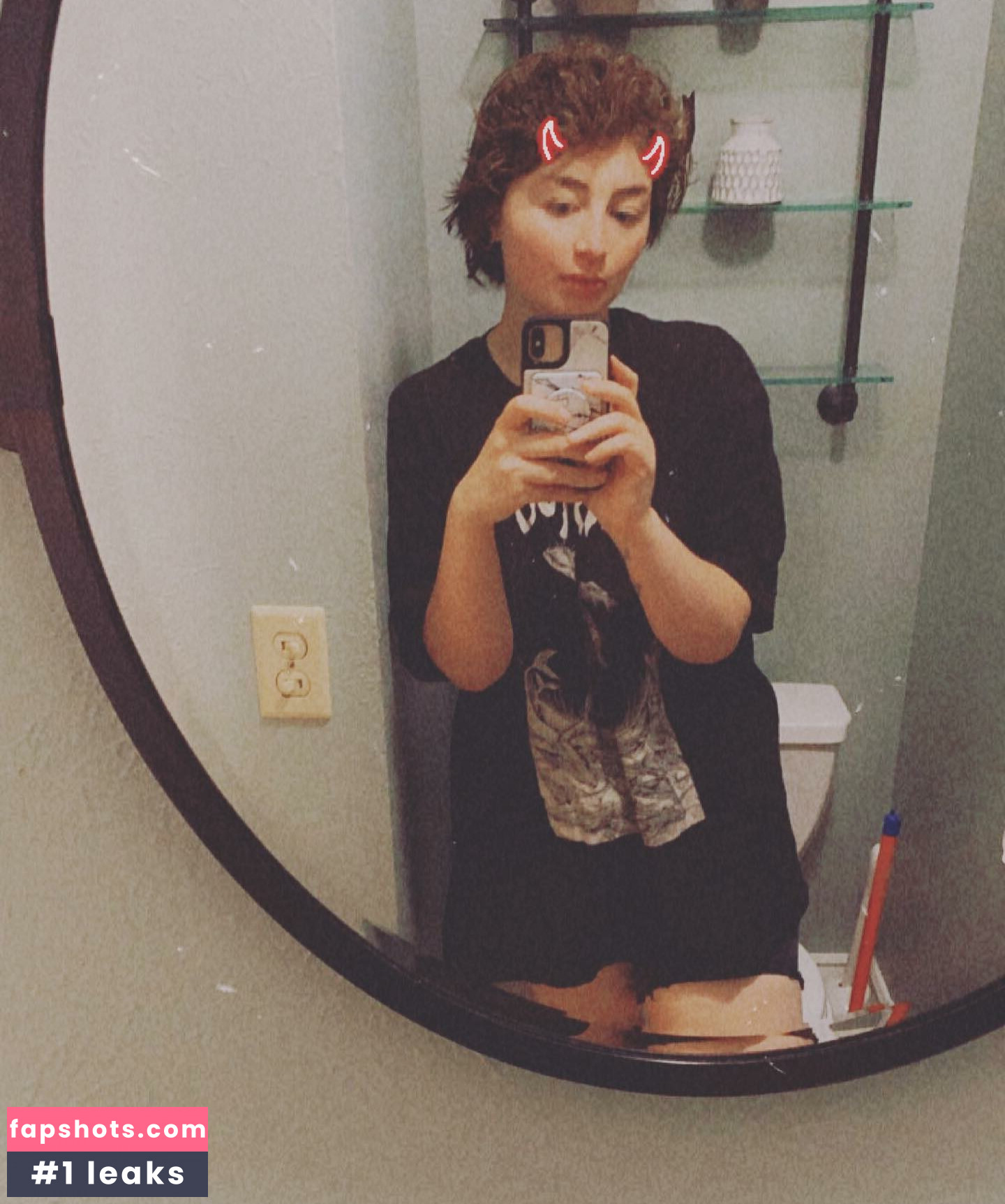 Manic_gremlin gallery photo #2