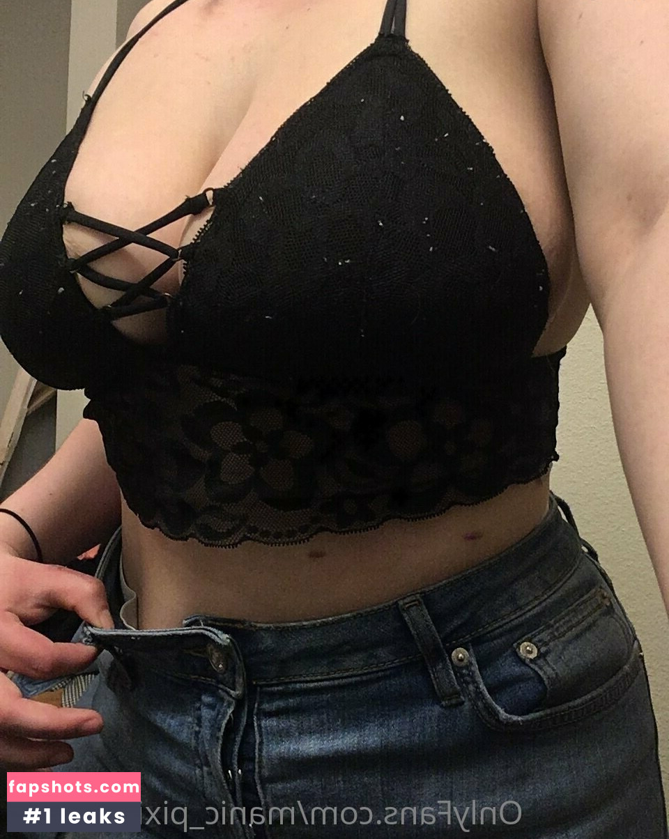 manic_pixiehokage nude babe gallery