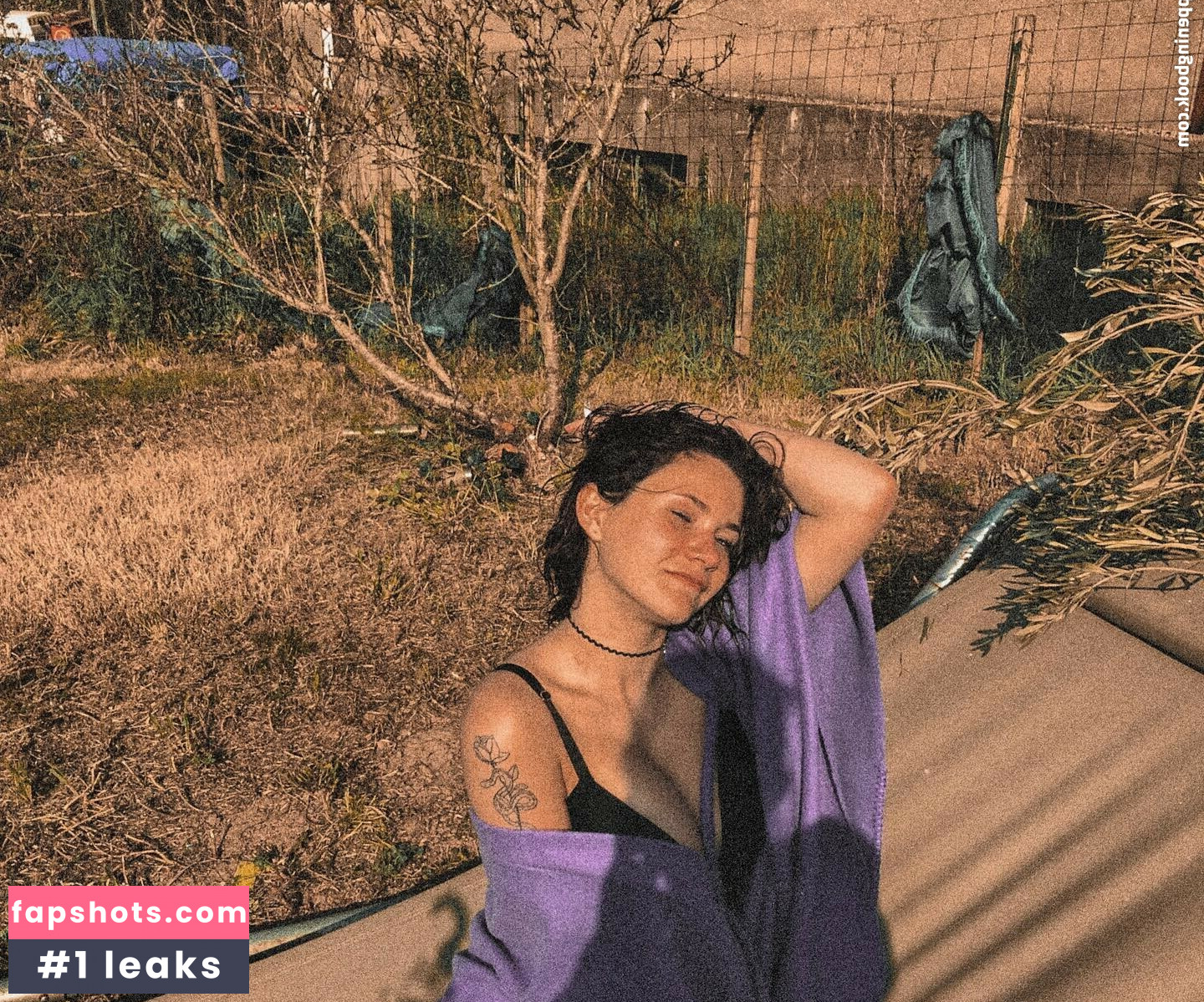 Manon_chrd gallery photo #25