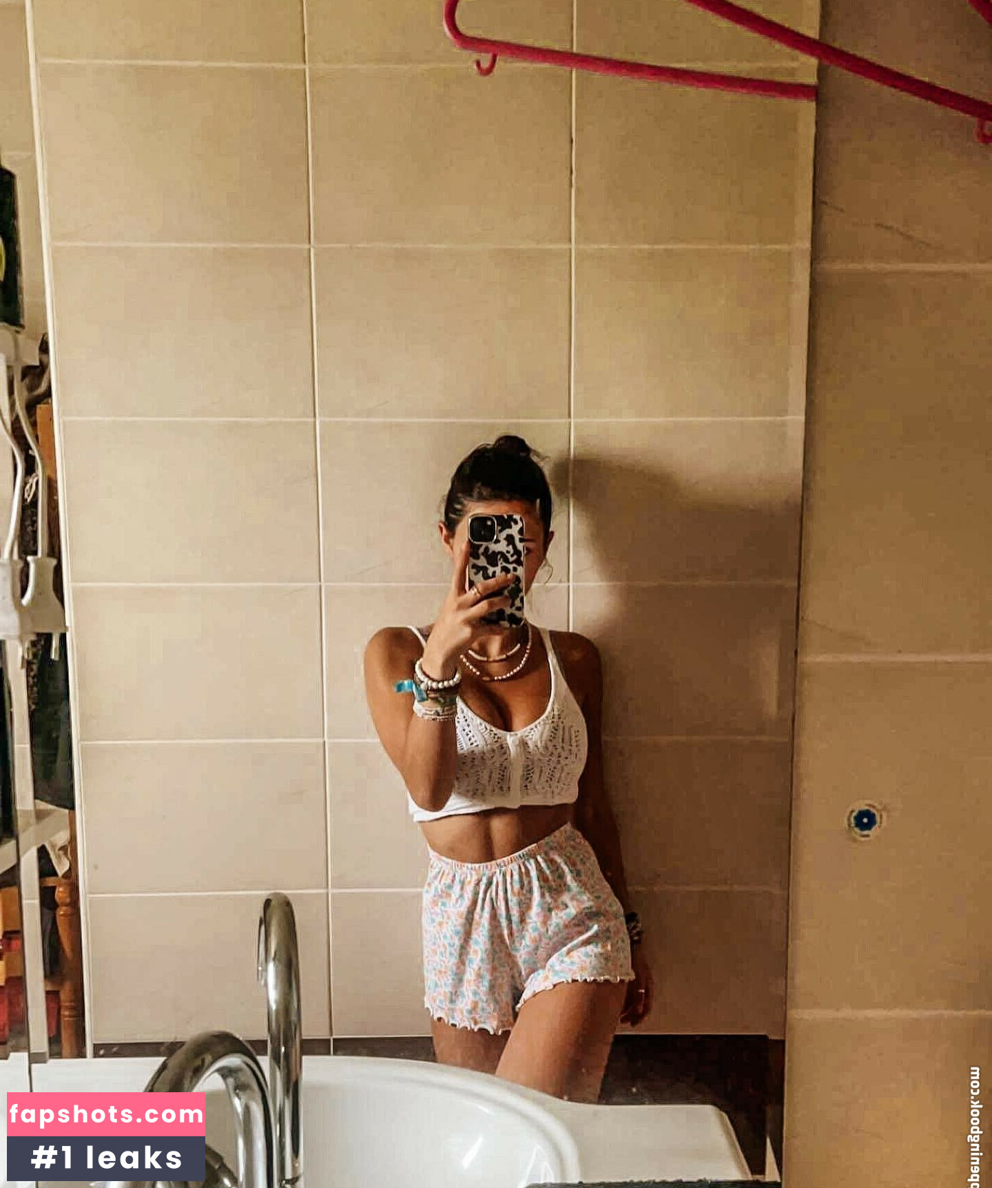 Manon_chrd gallery photo #31