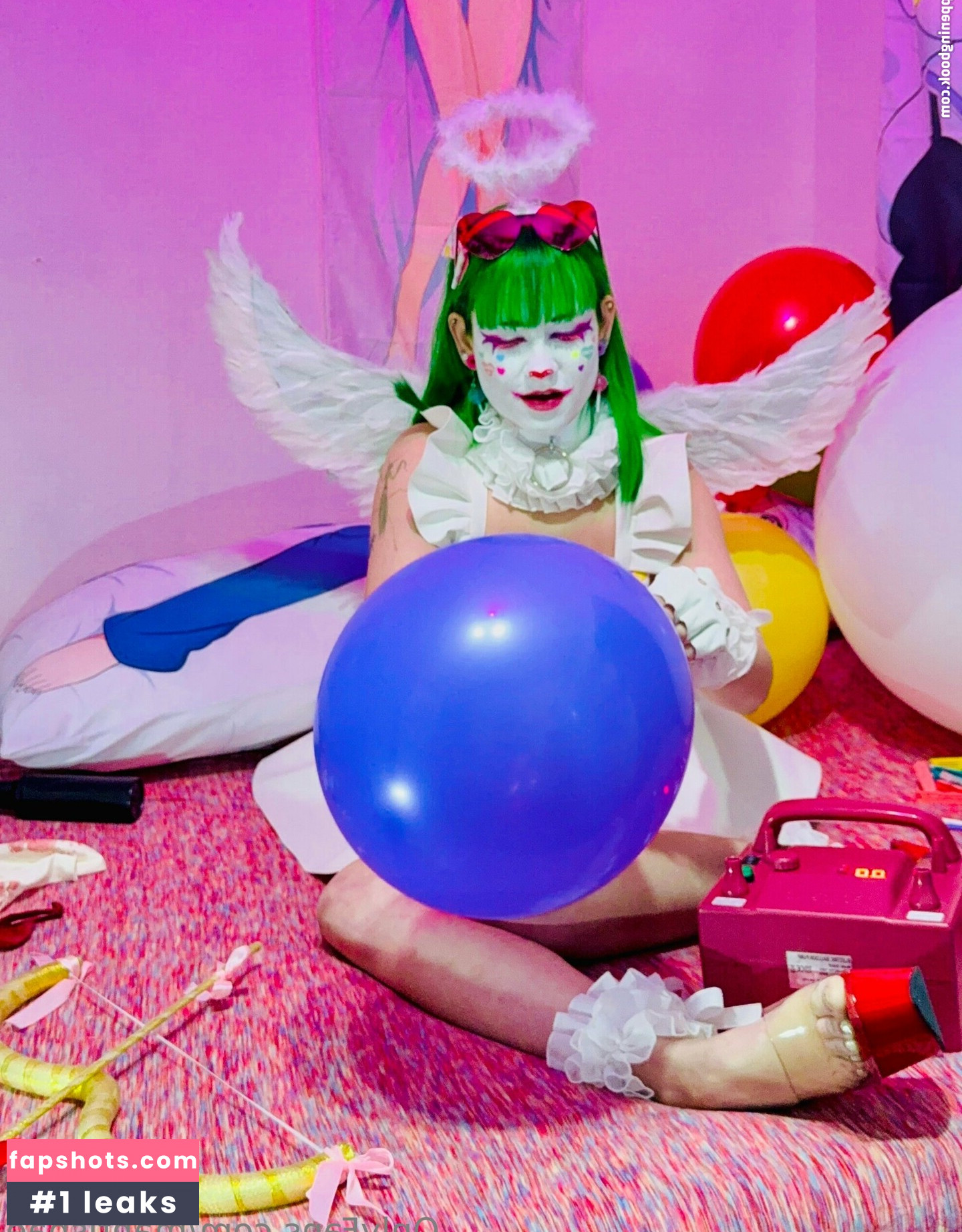 mantisbae gallery photo #14