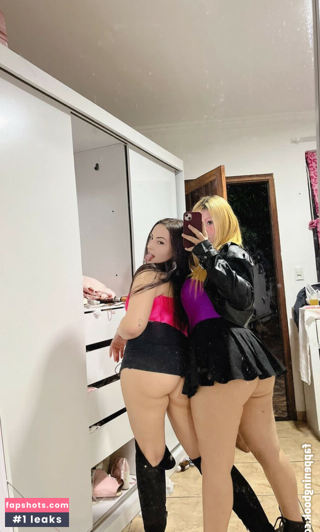 Manu Carvalho nude babe gallery