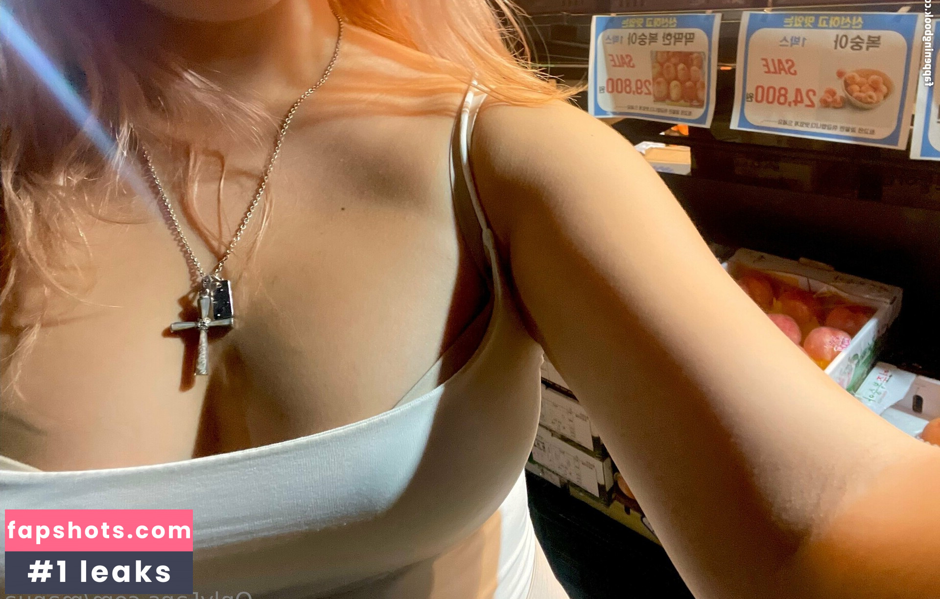 manua Nahé úniky fotek pouze od fanoušků #22 - Fapshots