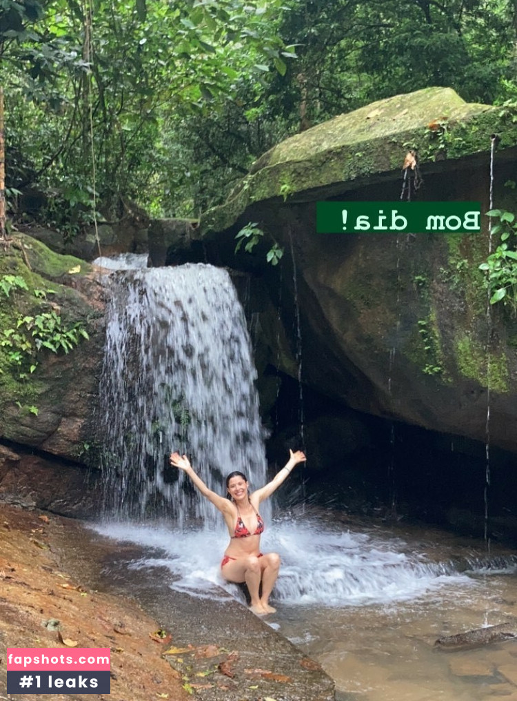 Manuela Do Monte gallery photo #15