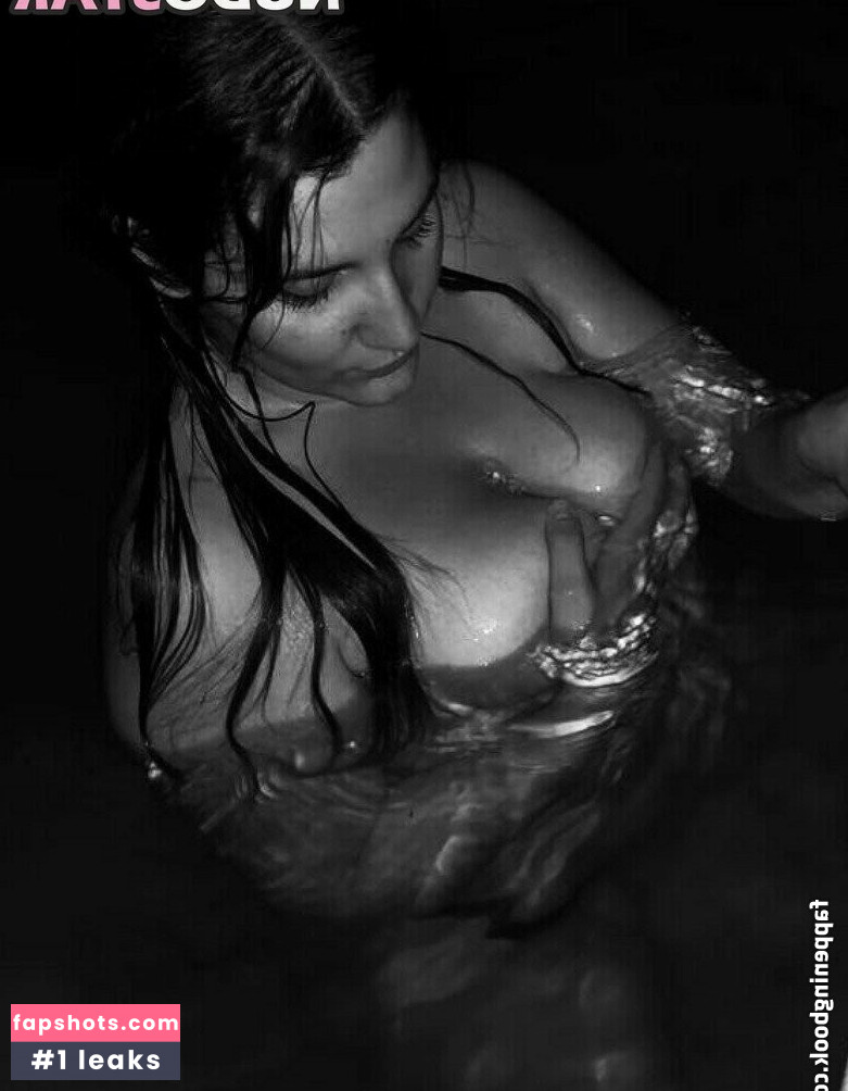 Manuela Mulligh Nude Leaks OnlyFans Photos #6 - LeakJerk