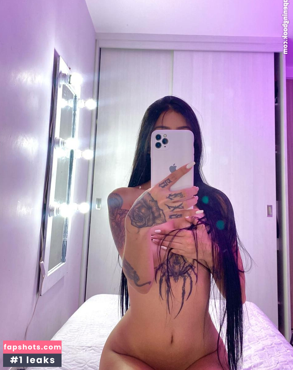 manuelac_m nude babe gallery