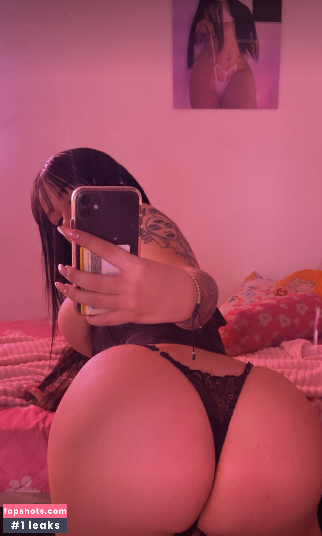 ManuelaPrens gallery photo #15