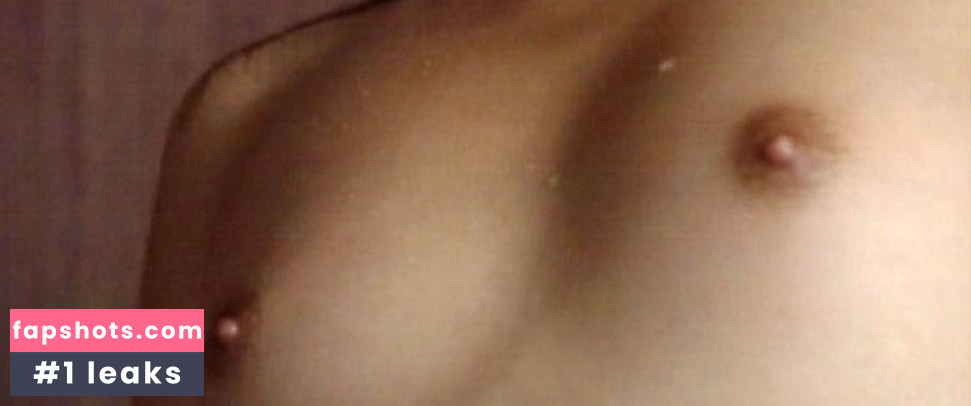 Mao Asami gallery photo #6