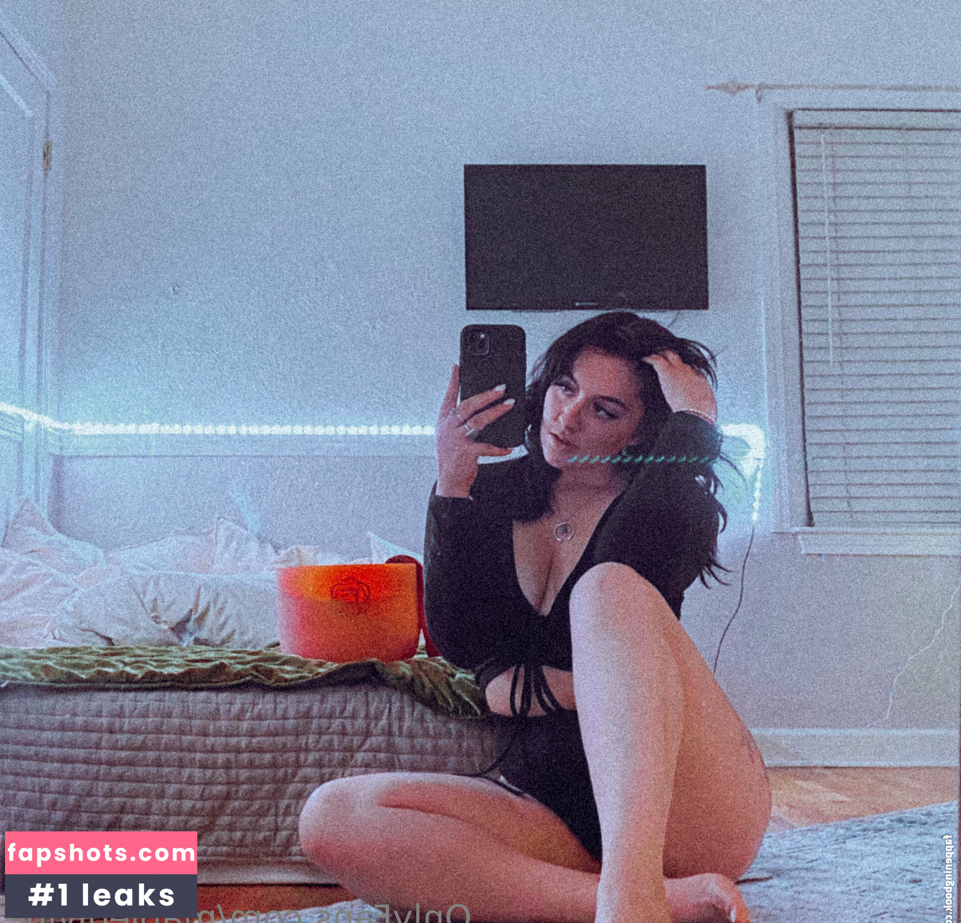 MapleDivine gallery photo #7