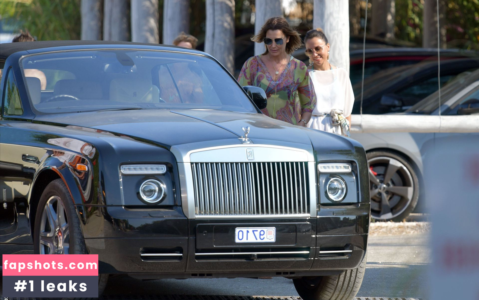 Mar Flores gallery photo #13