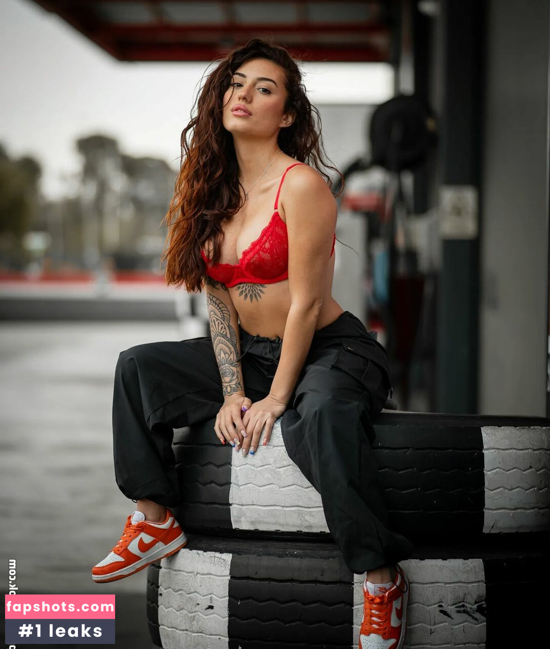 Mar Morales Ochoa gallery photo #16