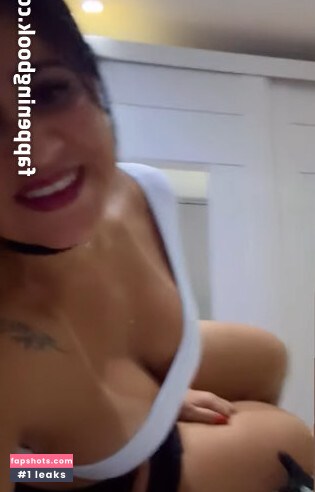 Mara Prado gallery photo #22