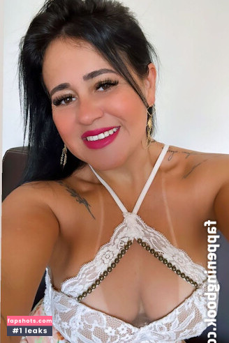 Mara Prado gallery photo #9