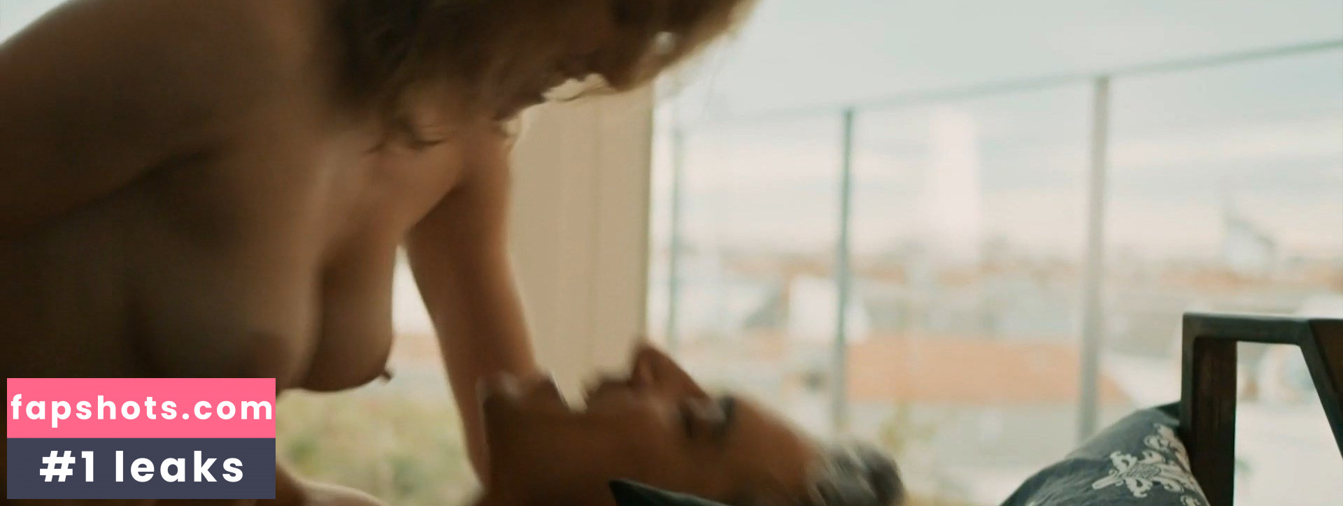 Mara Scherzinger gallery photo #5