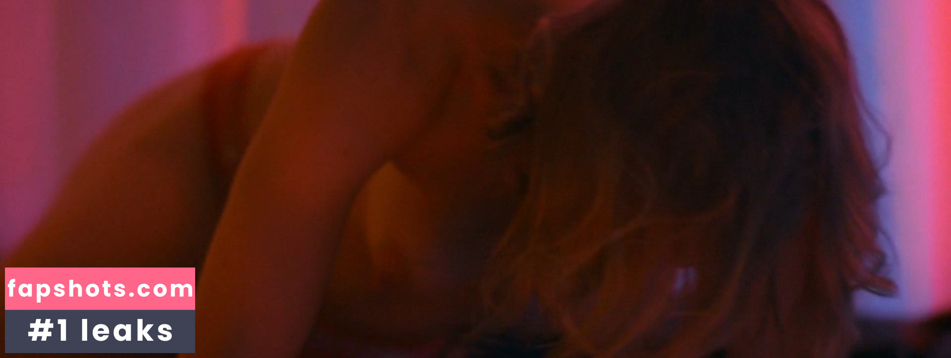 Mara Scherzinger gallery photo #8