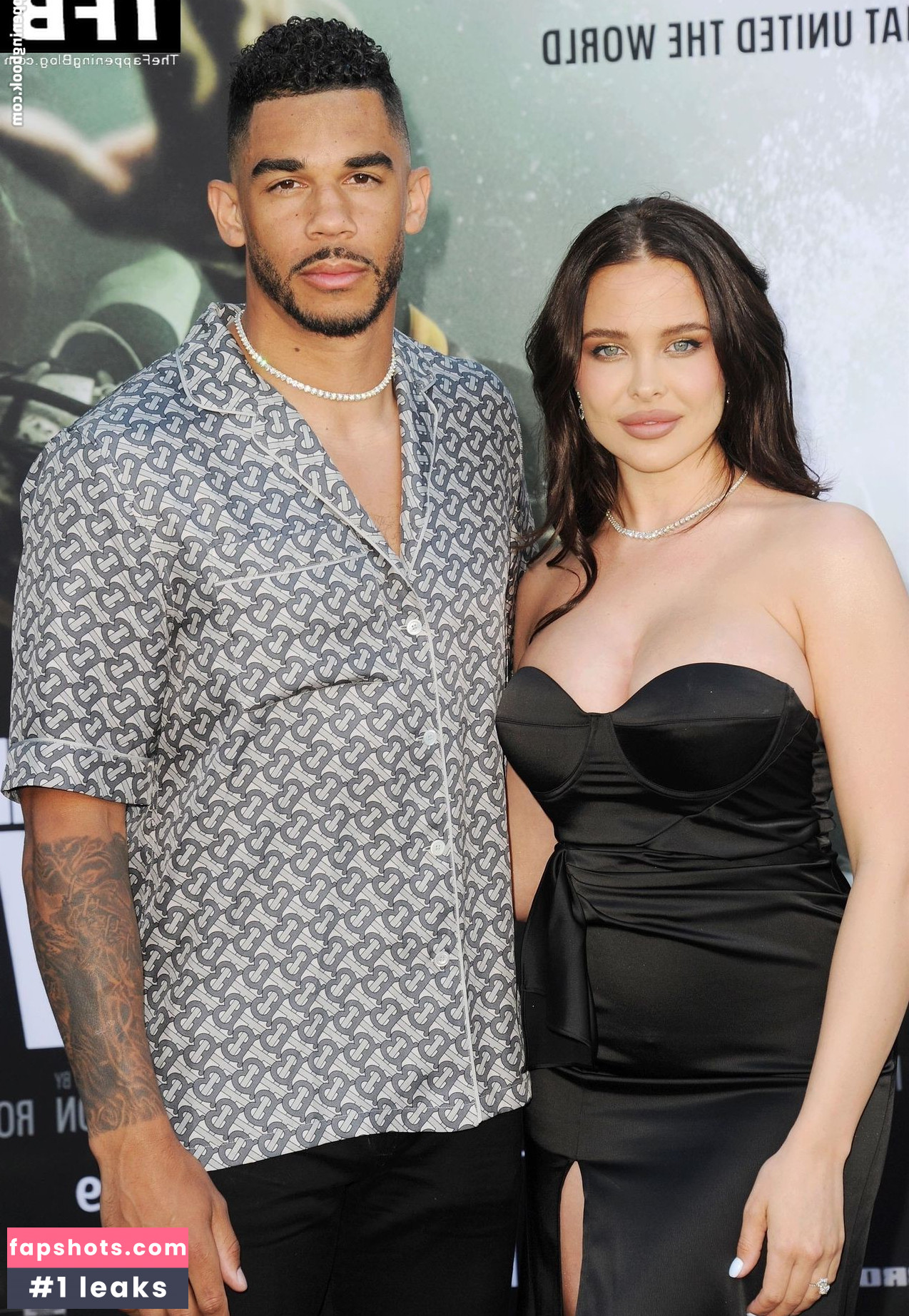 Mara Teigen gallery photo #25