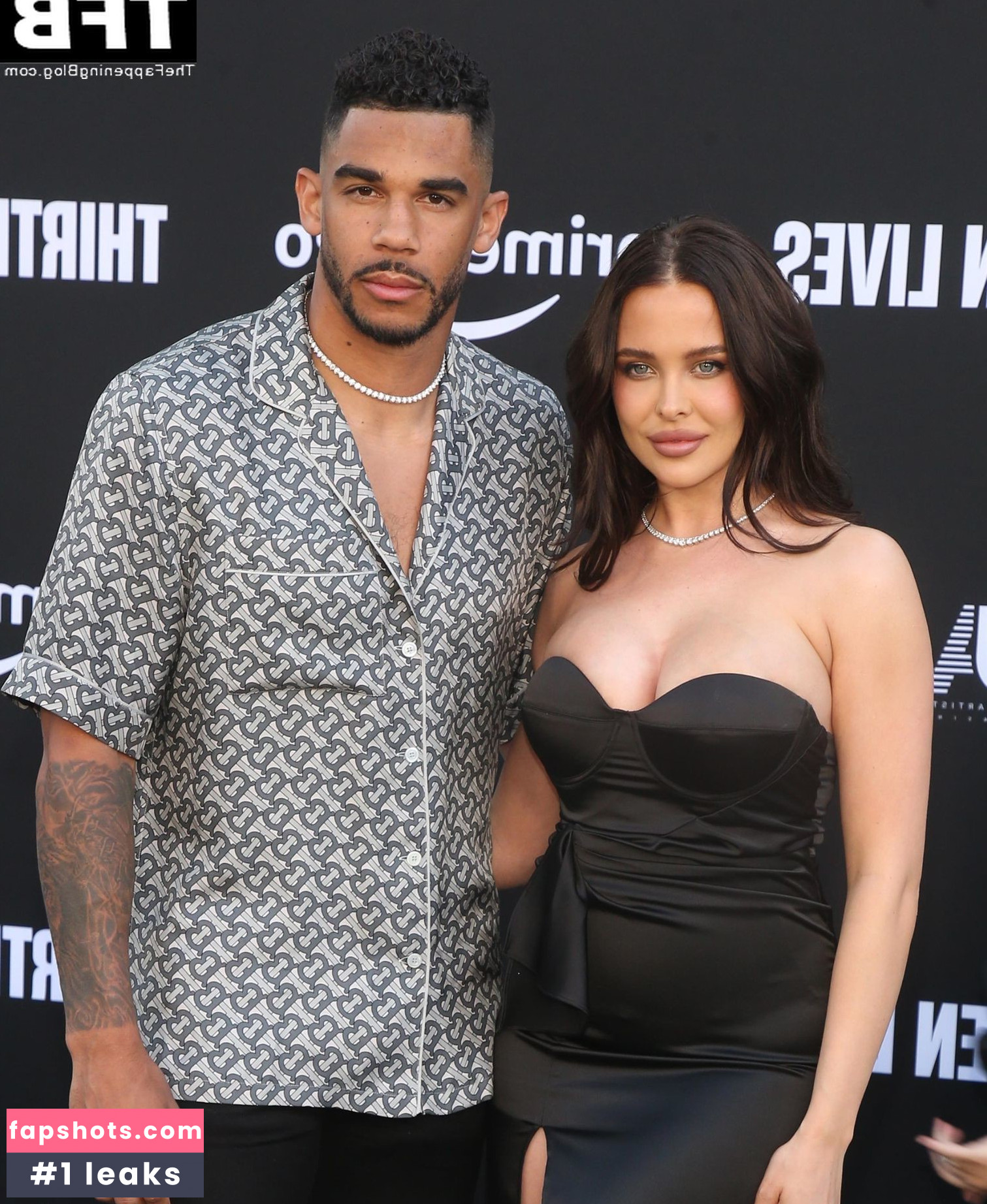 Mara Teigen gallery photo #29