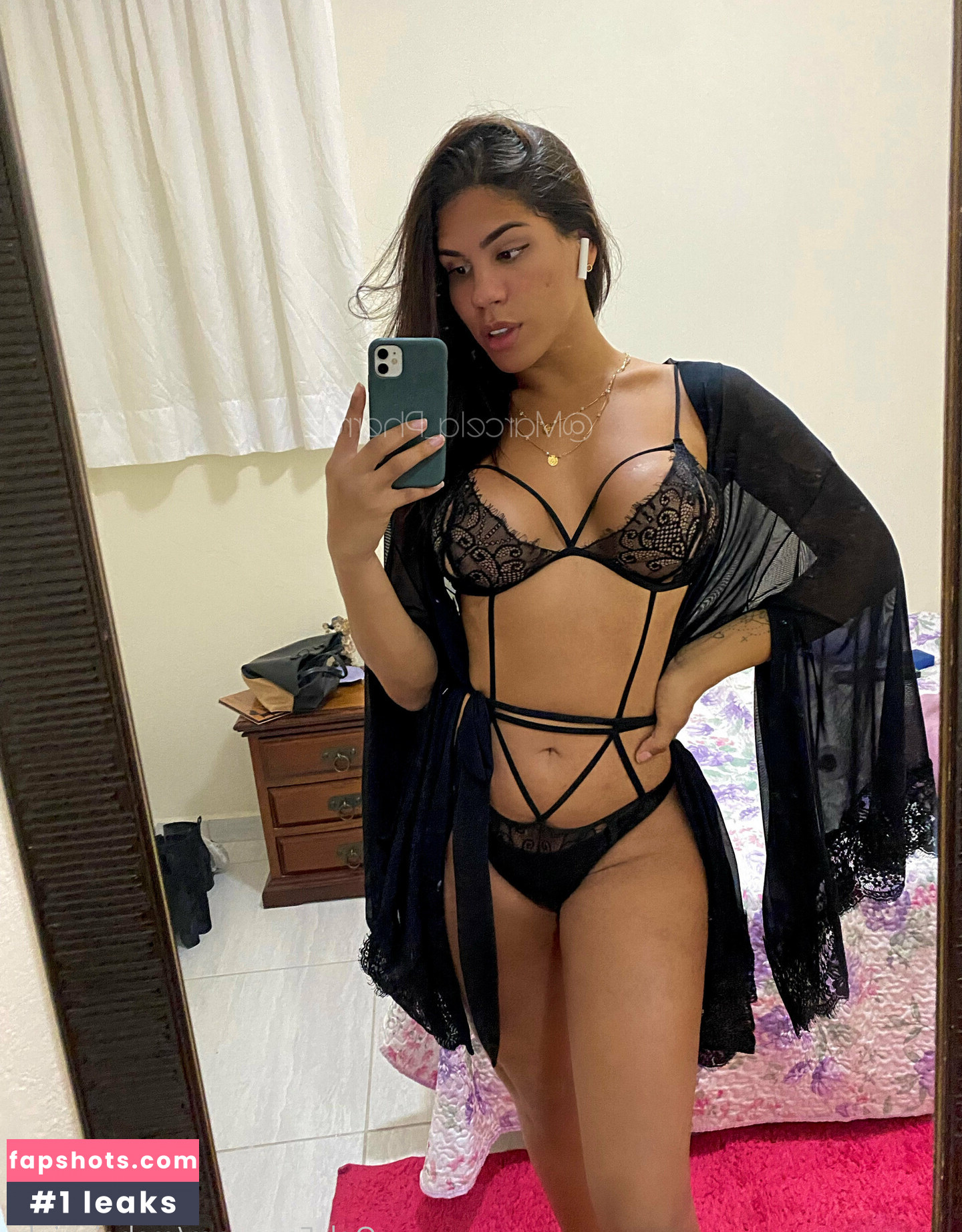 Marcela Pherraz gallery photo #2