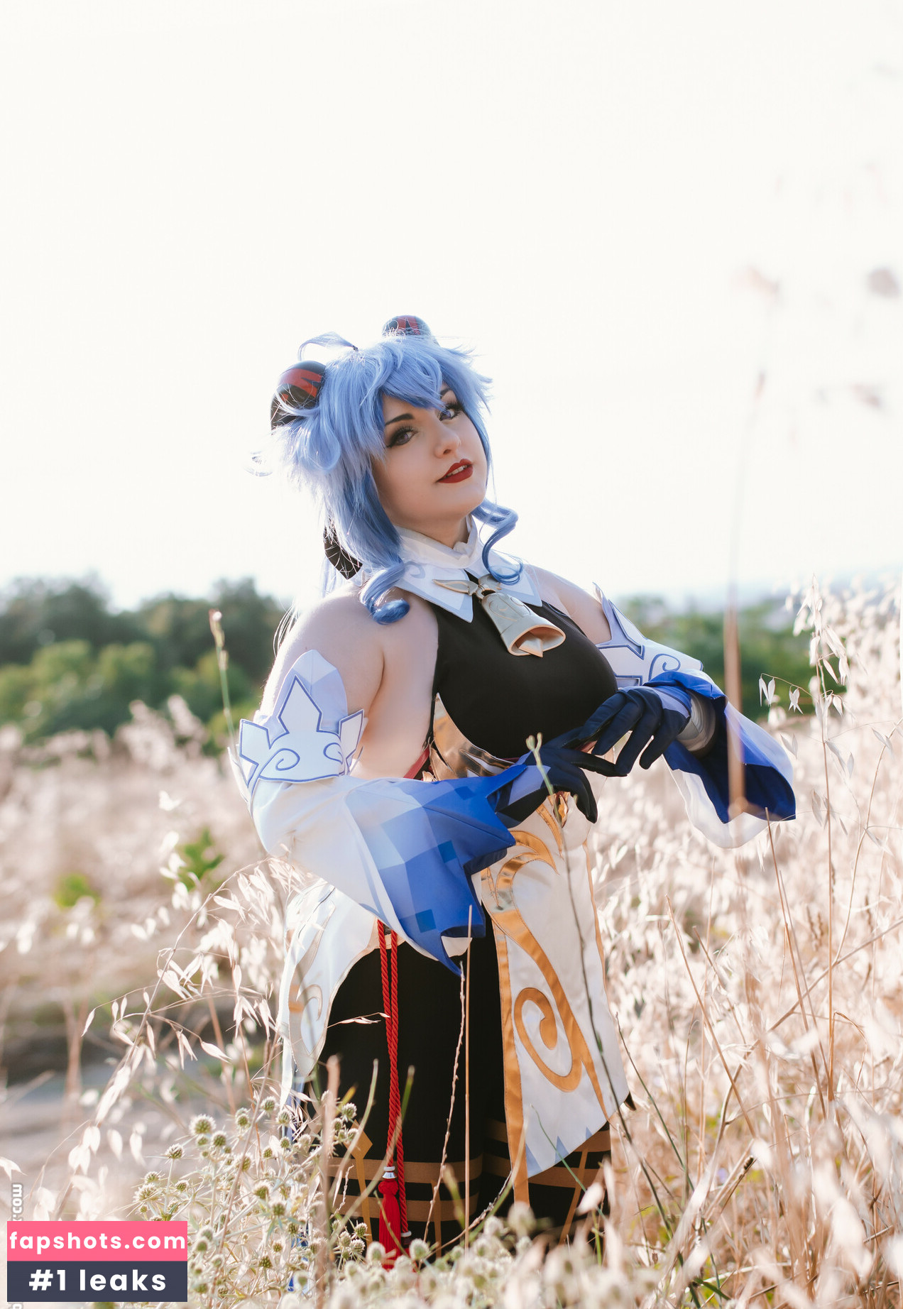 Marcelline gallery photo #13