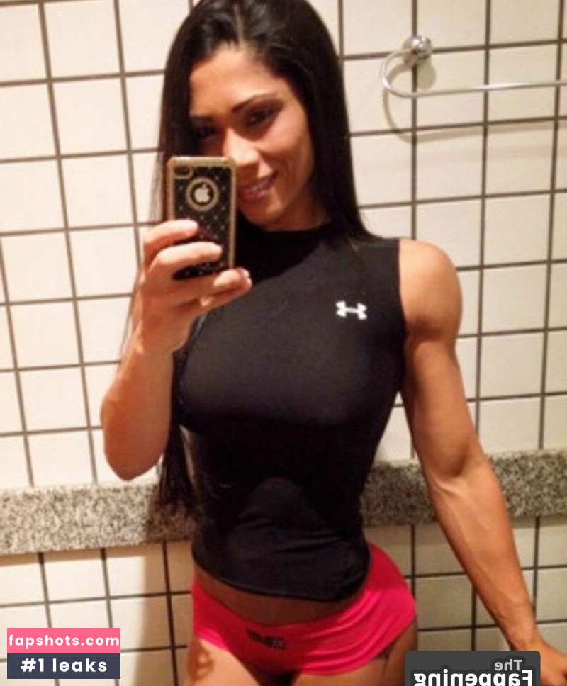 Marcia Goncalves gallery photo #7