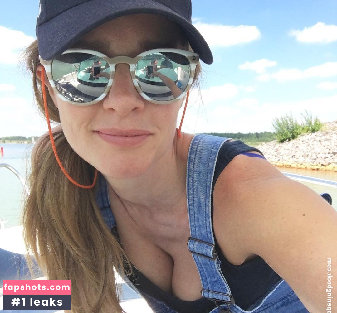 Mareile Hoeppner gallery photo #37