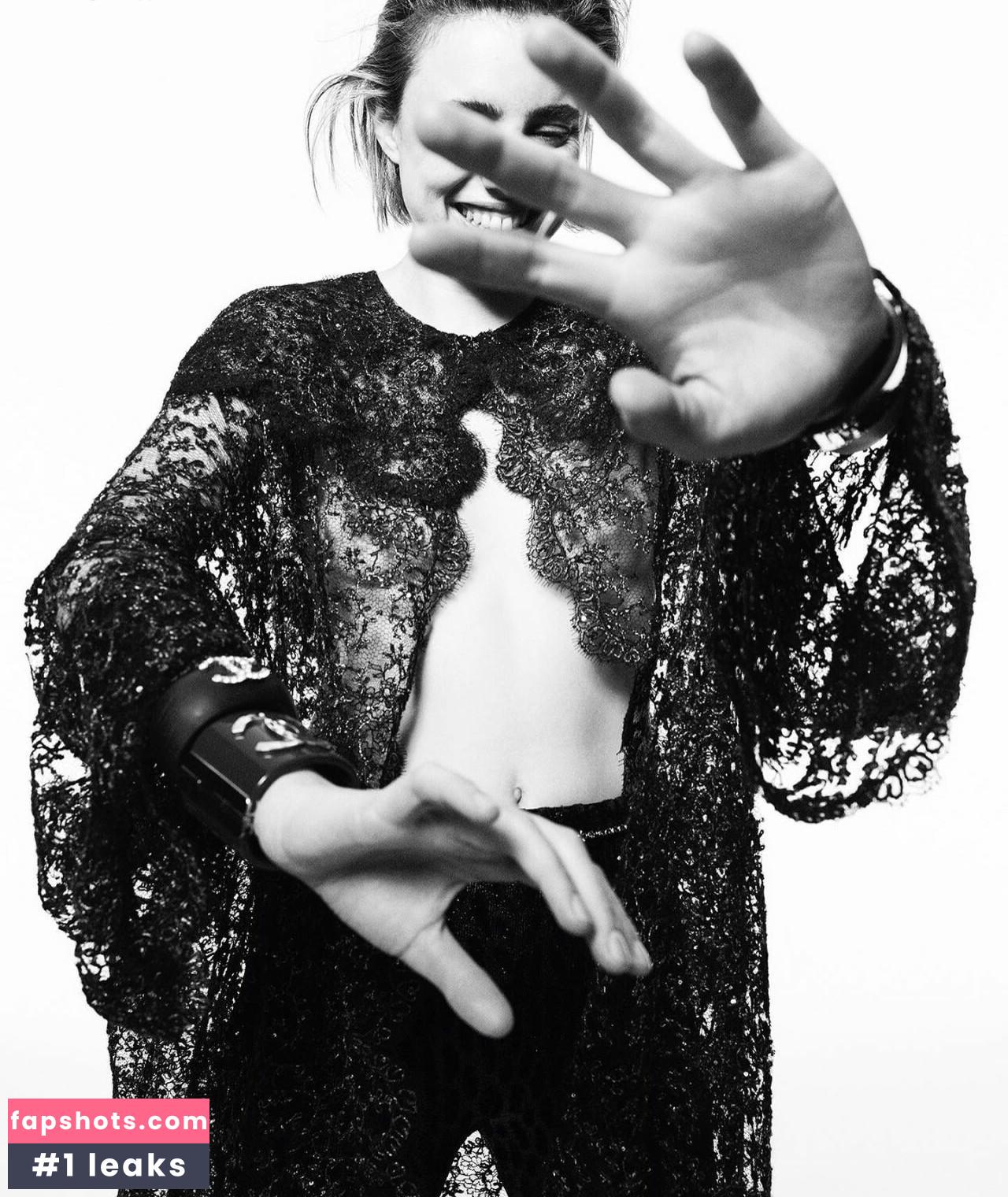 Margaret Qualley Nacktheit OnlyFans Fotos #248 - Fapshots