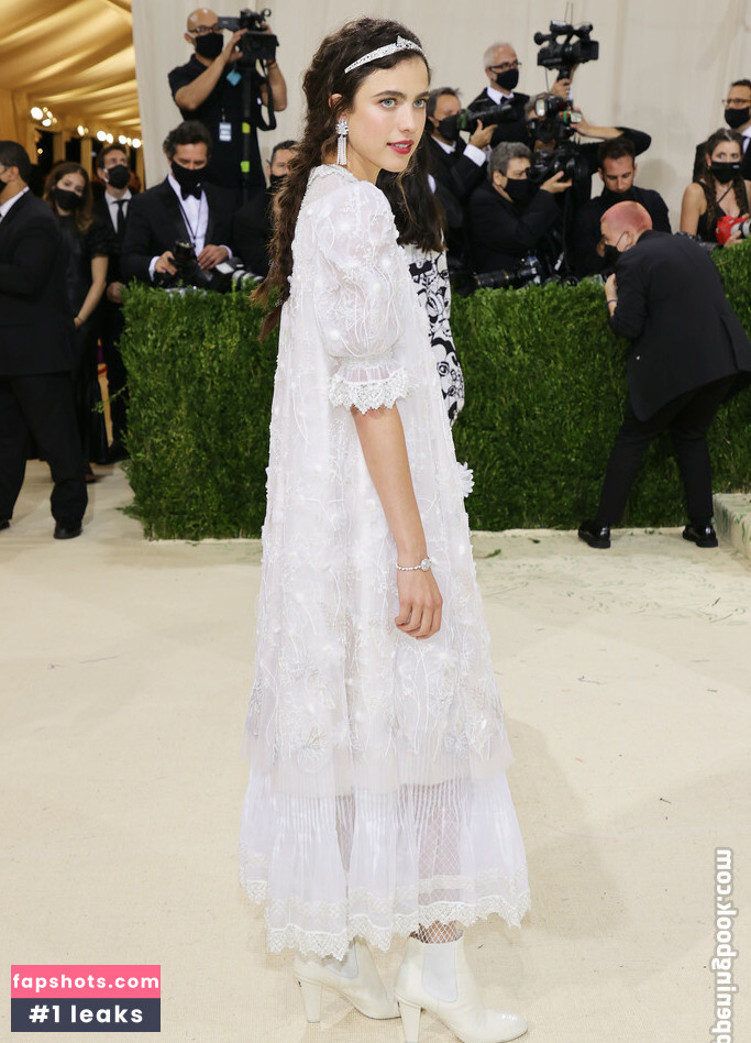 Margaret Qualley Nacktheit OnlyFans Fotos #263 - Fapshots