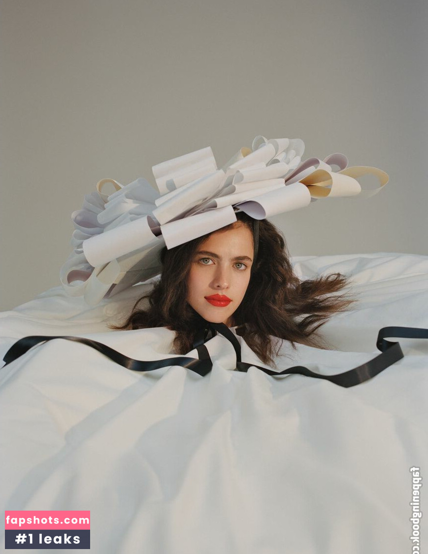 Margaret Qualley Nacktheit OnlyFans Fotos #287 - Fapshots