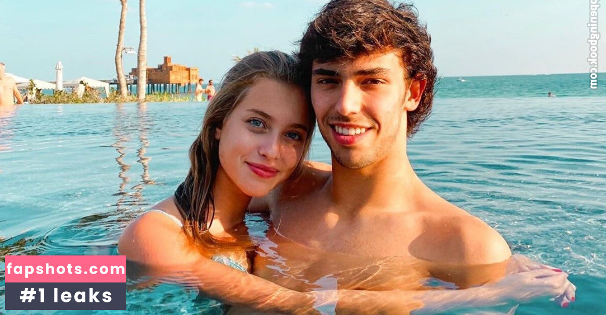 Margarida Corceiro gallery photo #14