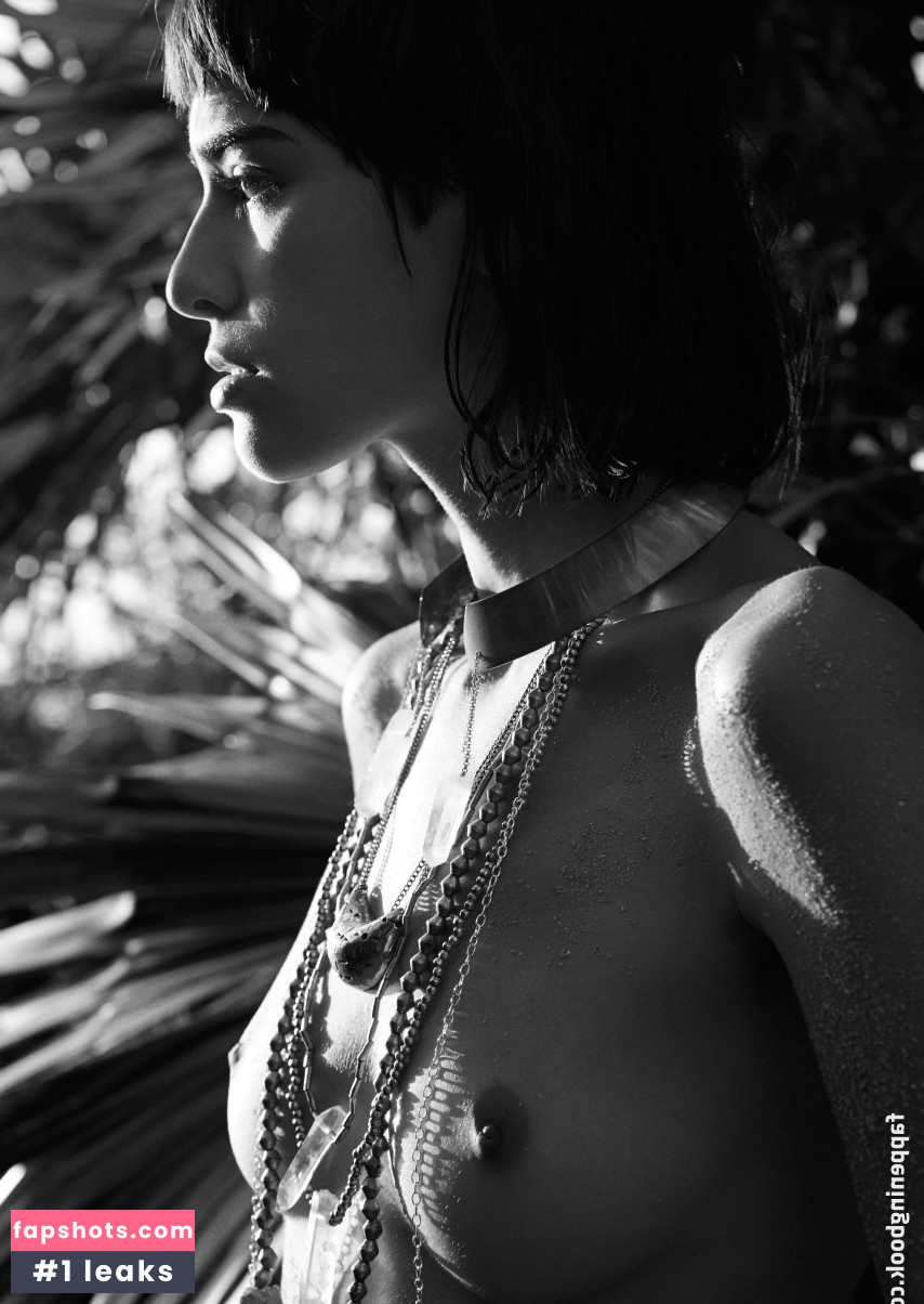 Margaux Brooke gallery photo #10