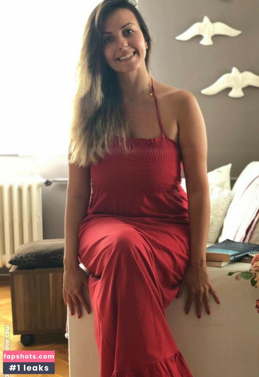 MargauxTheCook Filtración Desnuda OnlyFans Foto #21 - Fapshots