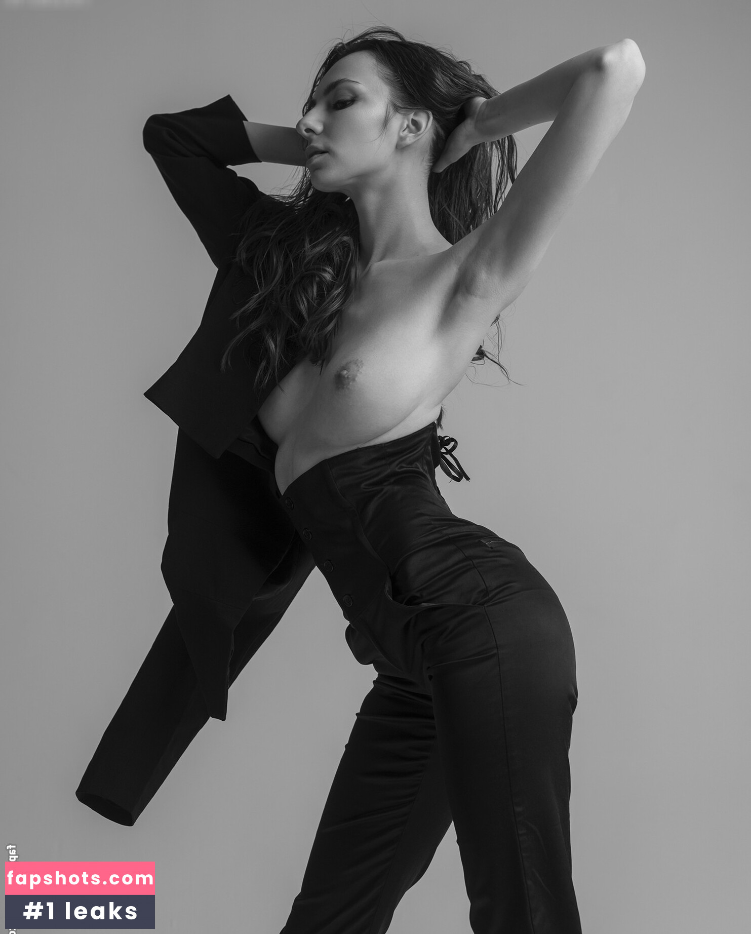 Margo Amp gallery photo #107