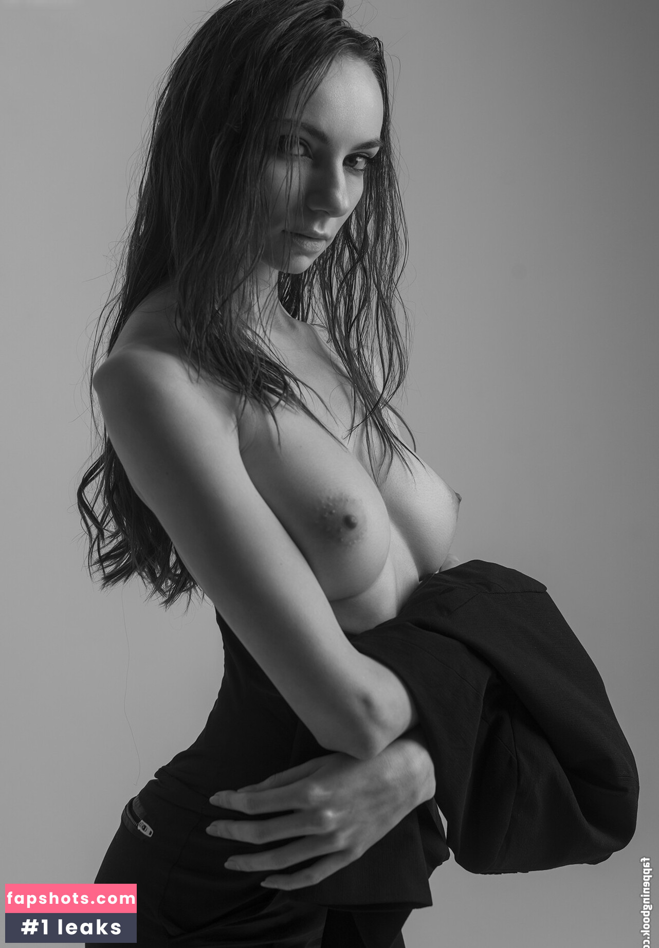 Margo Amp gallery photo #112