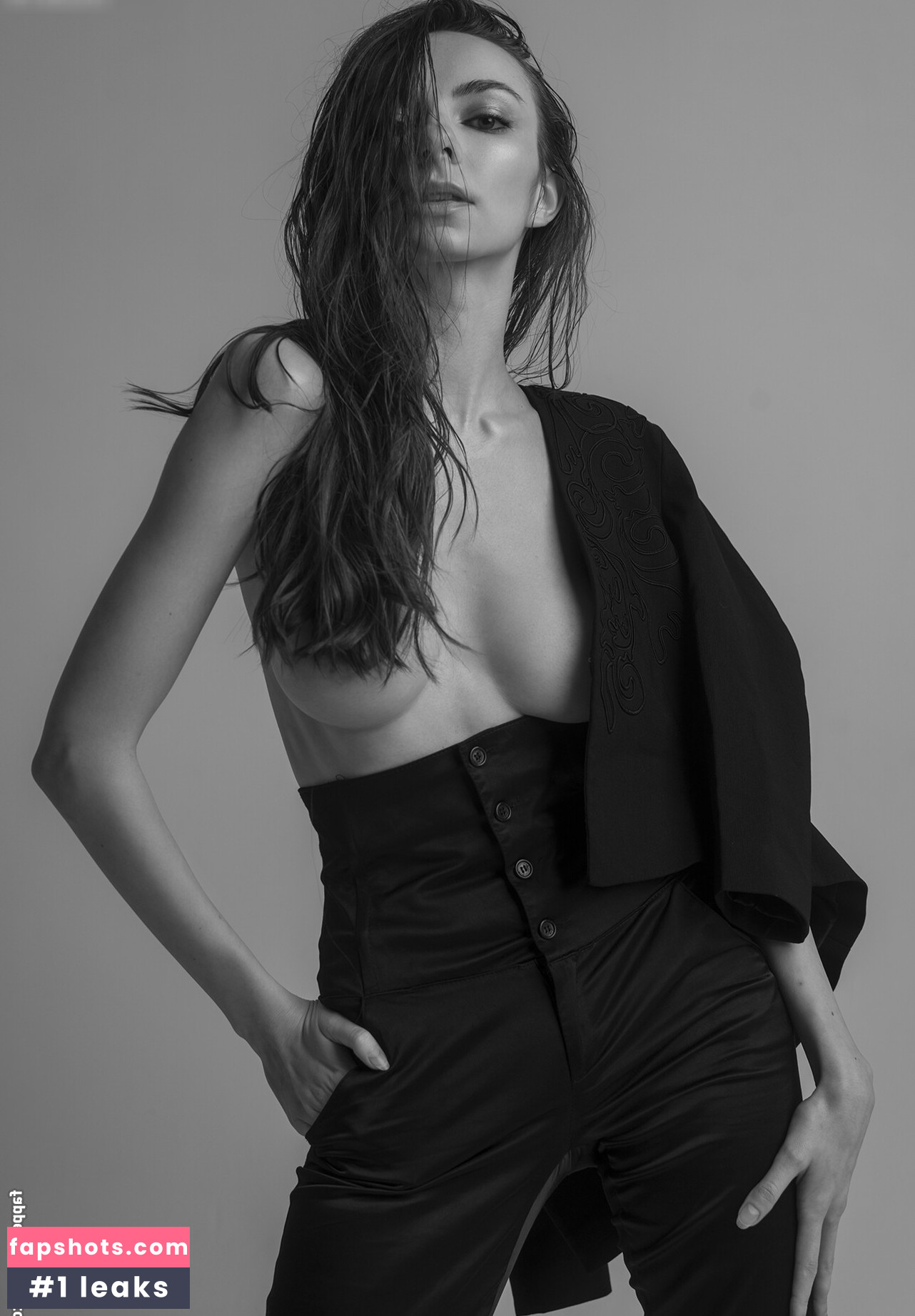 Margo Amp gallery photo #116