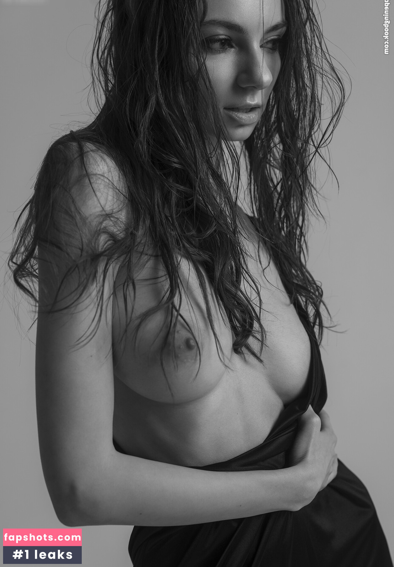 Margo Amp gallery photo #125