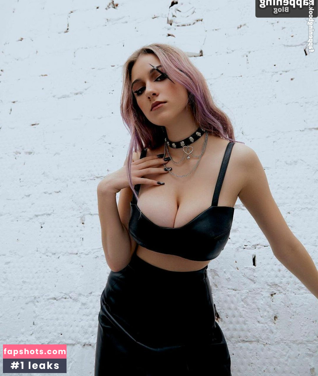 Margo Flury gallery photo #6