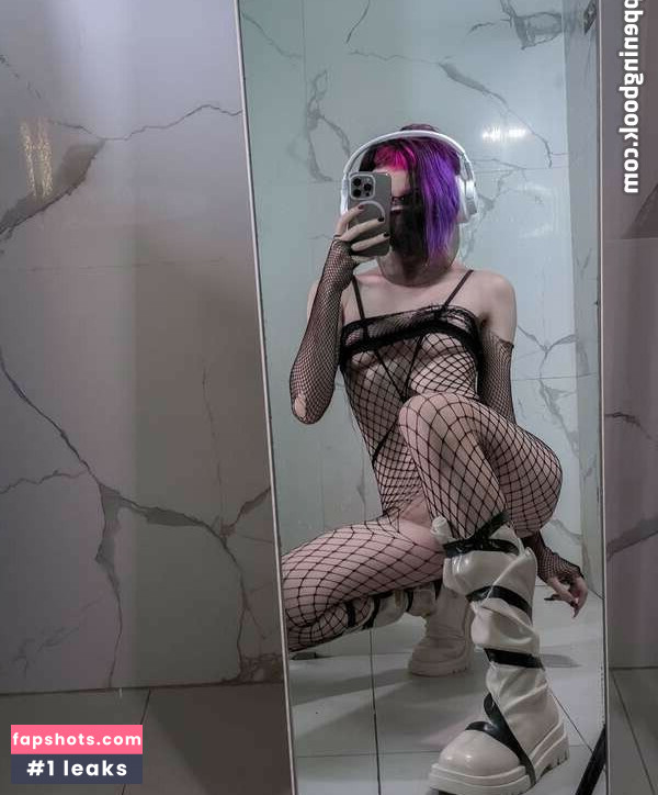 Margo Kuzina gallery photo #88