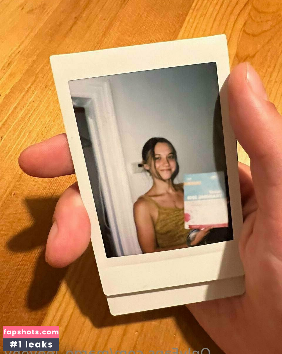 margo_leevony gallery photo #15